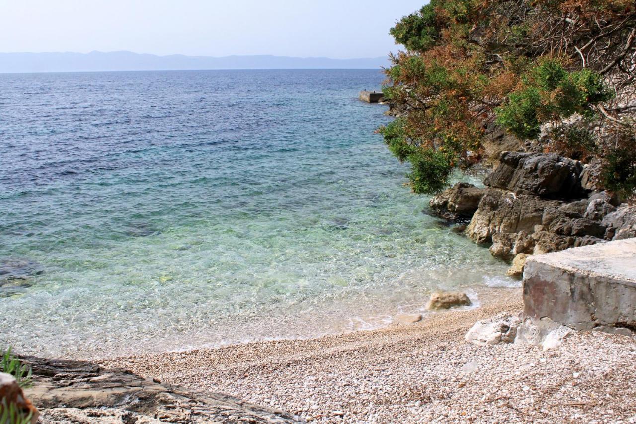 Secluded Fisherman'S Cottage Cove Skozanje, Hvar - 4009 Gdinj Luaran gambar