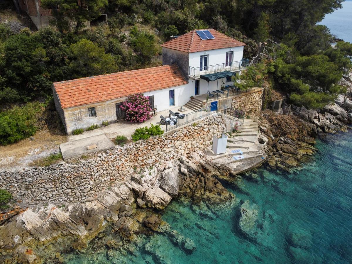 Secluded Fisherman'S Cottage Cove Skozanje, Hvar - 4009 Gdinj Luaran gambar